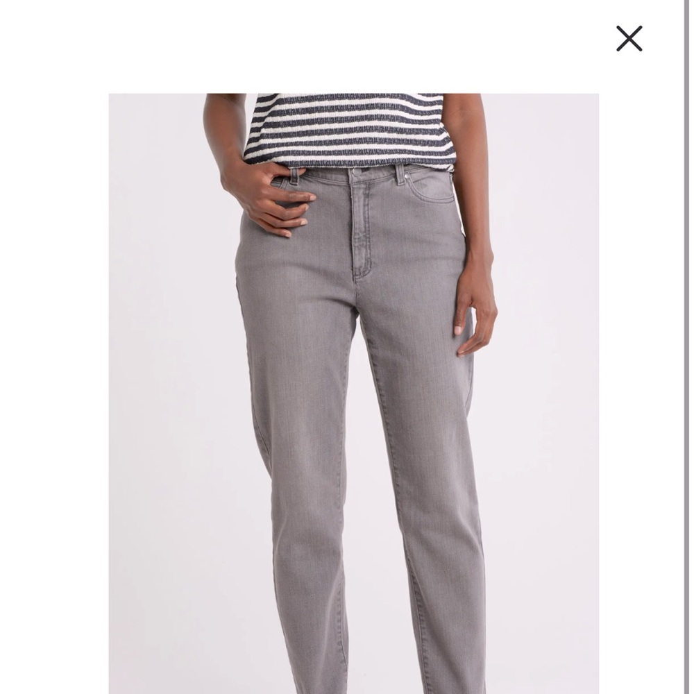 Eileen Fisher Womens 4 Straight Leg Jeans Light Wash Gray Denim Made in USA